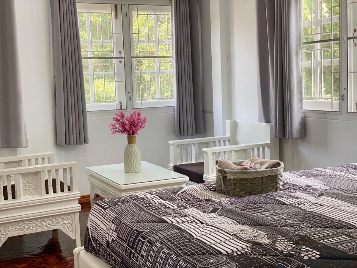 Boxsoon Nimman 2 # 4Beds 3Baths Villa Chiang Mai Dış mekan fotoğraf