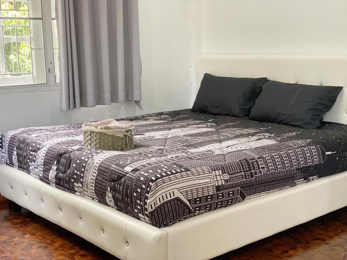 Boxsoon Nimman 2 # 4Beds 3Baths Villa Chiang Mai Dış mekan fotoğraf